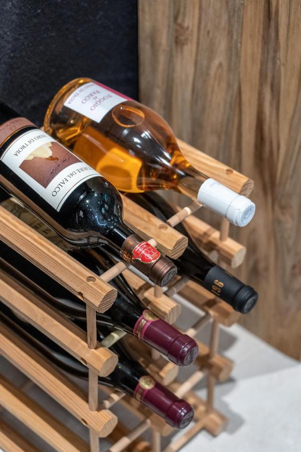 Ferienwohnung Wineart House, Terracielo Indipendente Nel Centro Di Monopoli Exterior foto